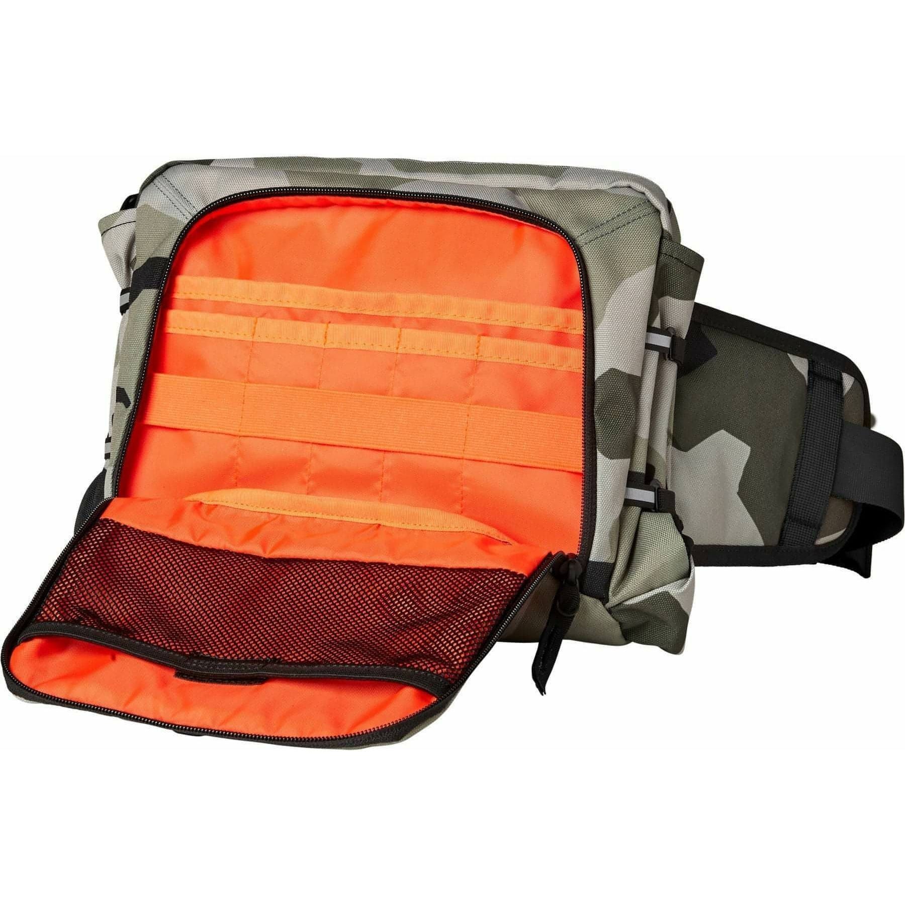 Fox Lumbar Hydration Pack Details