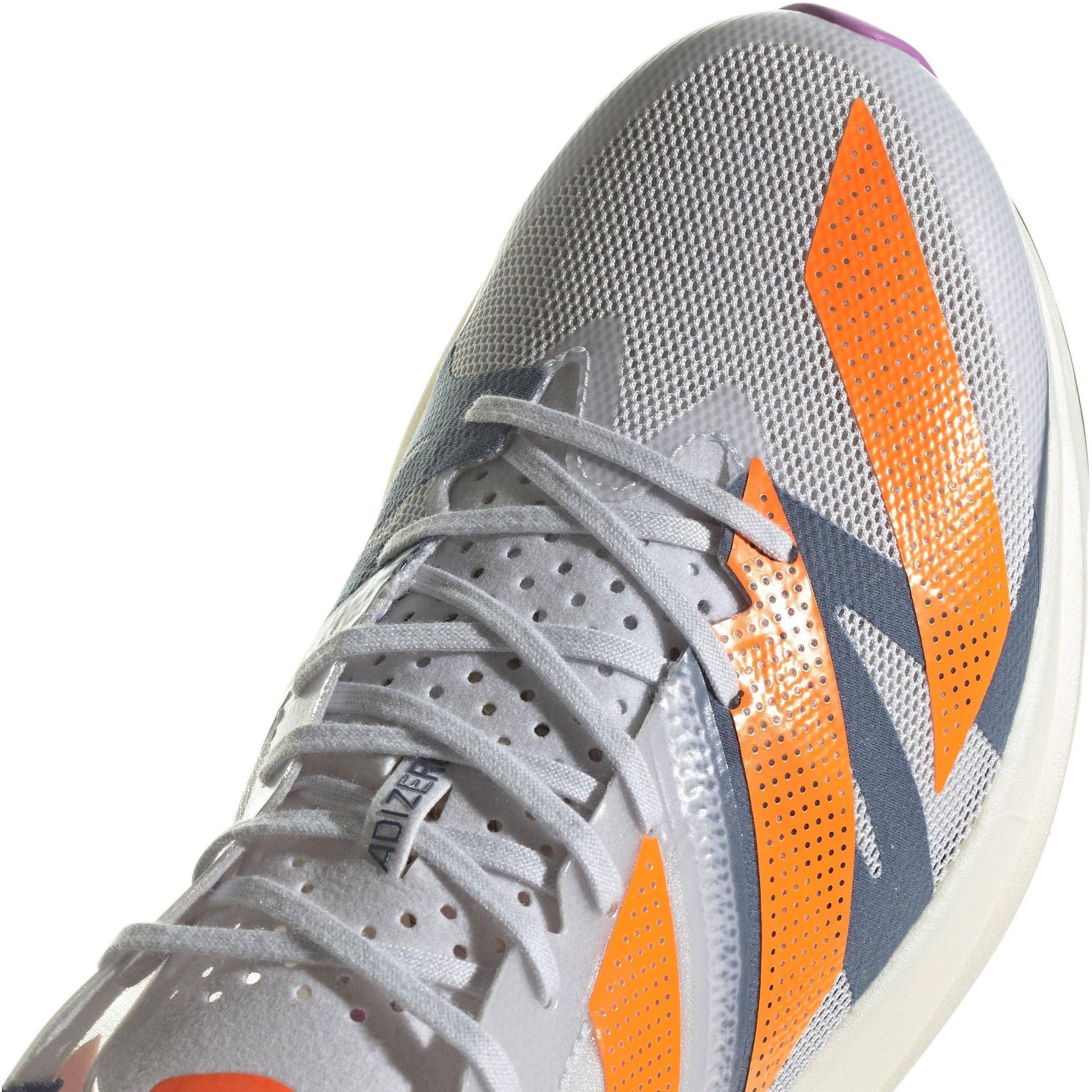 Gx6669 9 Footwear Photography Detailview2 Whitecopy