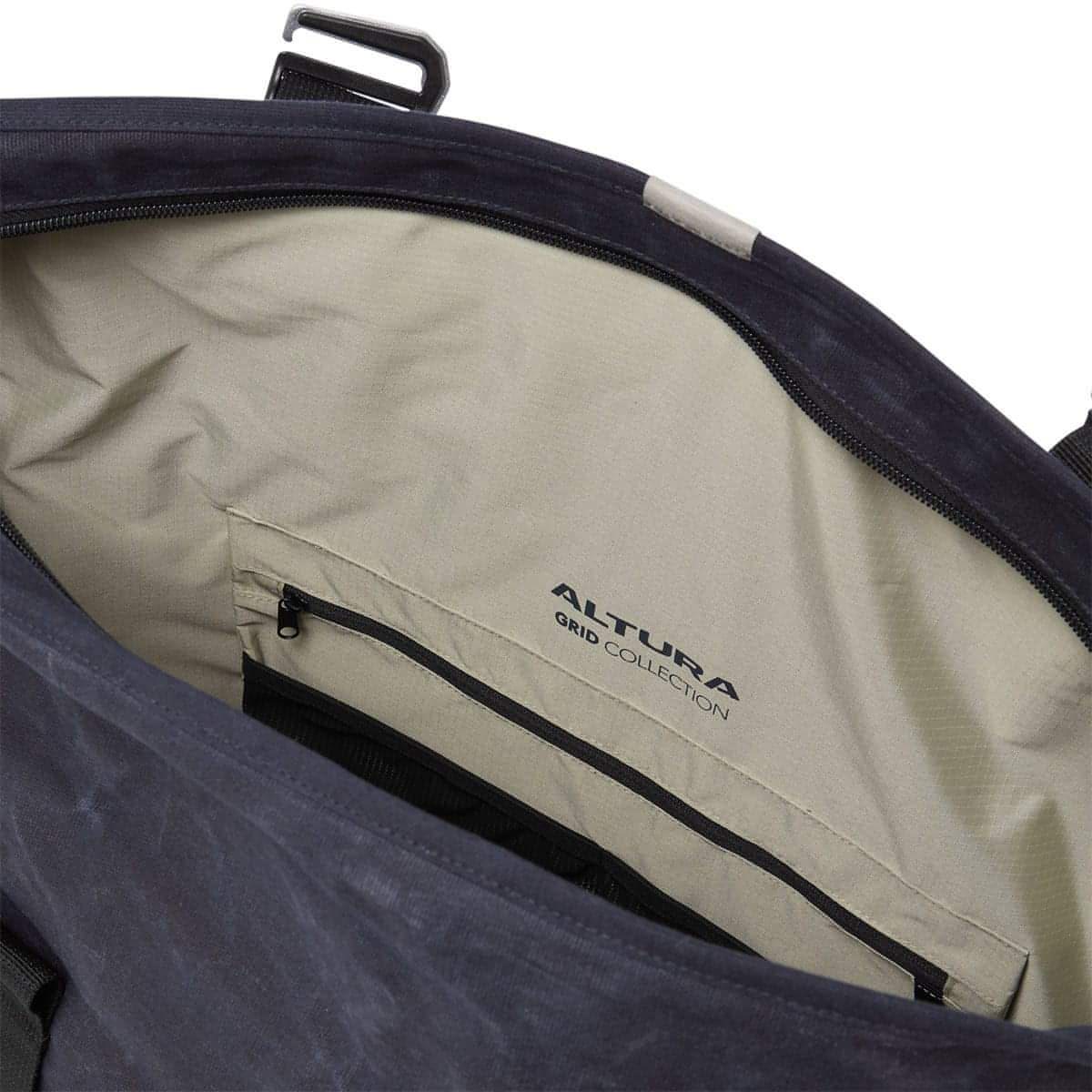 Altura Heritage 25L Cycling Messenger Bag - Navy 5034948144361 - Start Fitness