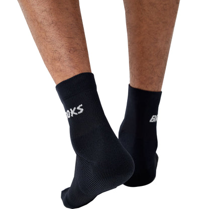 Brooks Run In (3 Pack) Quarter Running Socks - Black