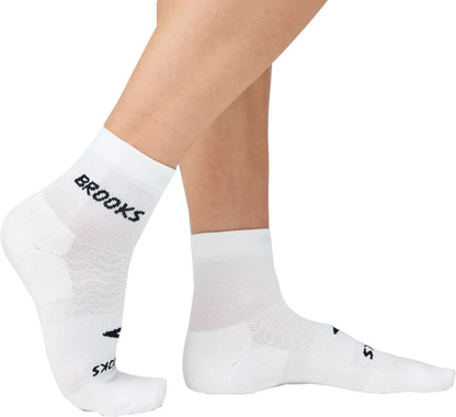 Brooks Run In (3 Pack) Quarter Running Socks - White