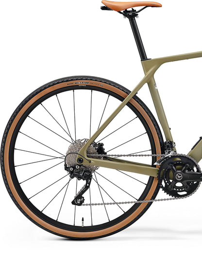 Merida Mission 4000 Carbon Gravel Bike 2026 - Silk Low Key Green