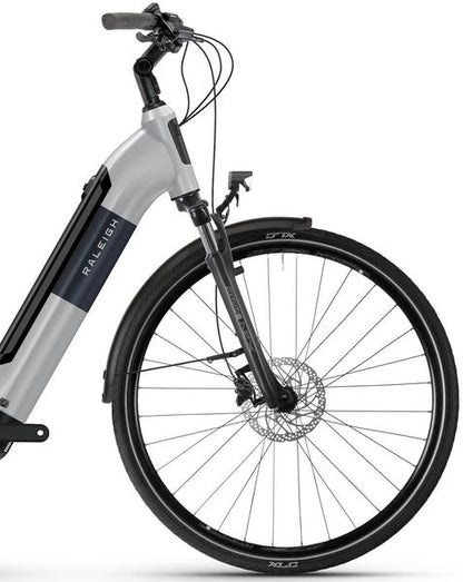 Raleigh Motus Hub Gear Low Step Electric Hybrid Bike 2026 - Sparkling White Gloss