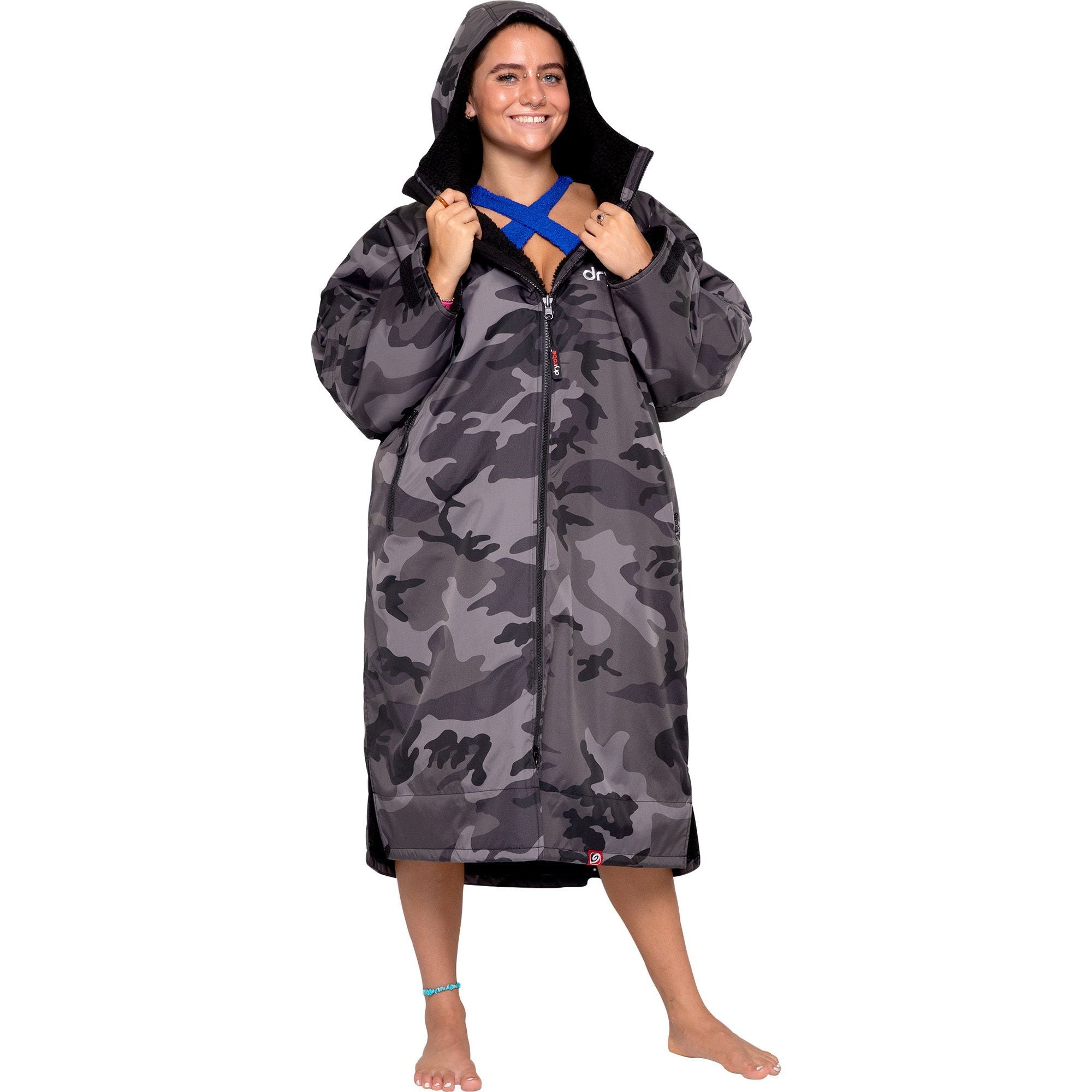 Dryrobe Advance Long Sleeve Changing Robe - Black Camo – Start Fitness