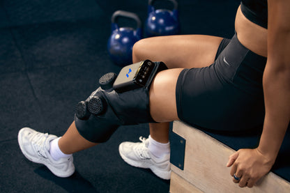 Hyperice Contrast 2 Knee Hot/Cold Compression Device