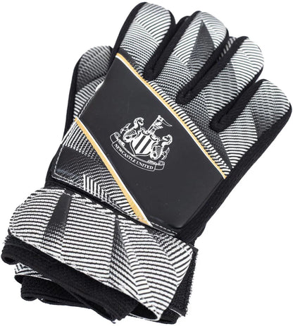 Newcastle United Junior Goalkeeper Gloves - Black