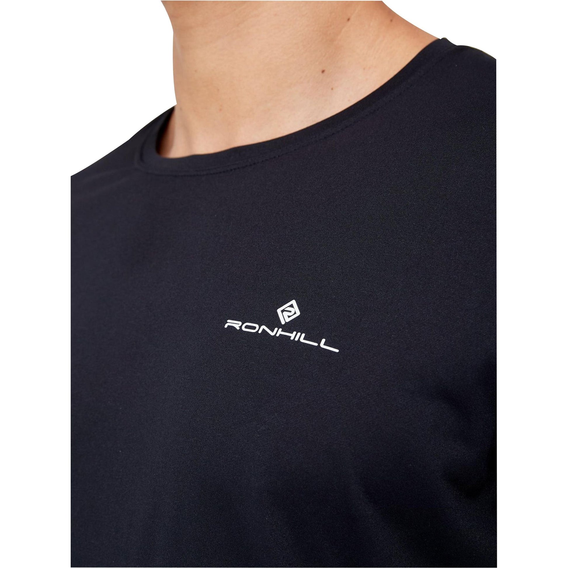Ronhill Core Long Sleeve Top Details
