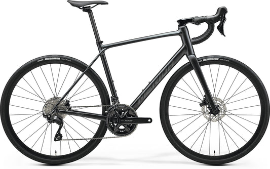 Merida Scultura Endurance 400 Road Bike 2025 - Silk Black