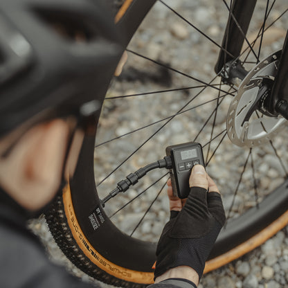 Topeak E-Booster Mini Digital Pump - Black