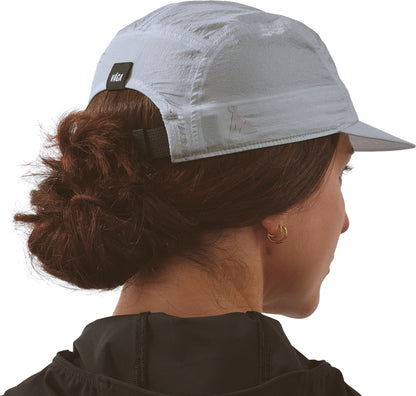 Vaga Wind Resistant Feather Running Cap - Grey
