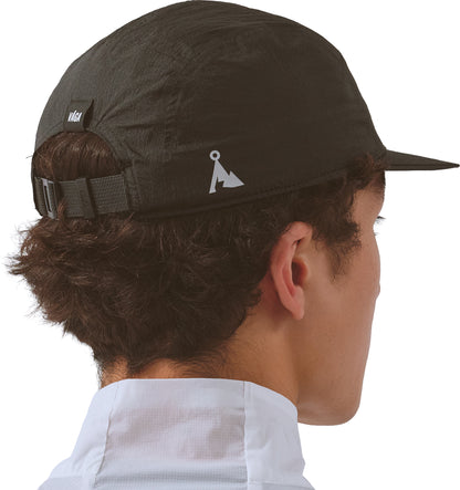 Vaga Wind Resistant Feather Running Cap - Black