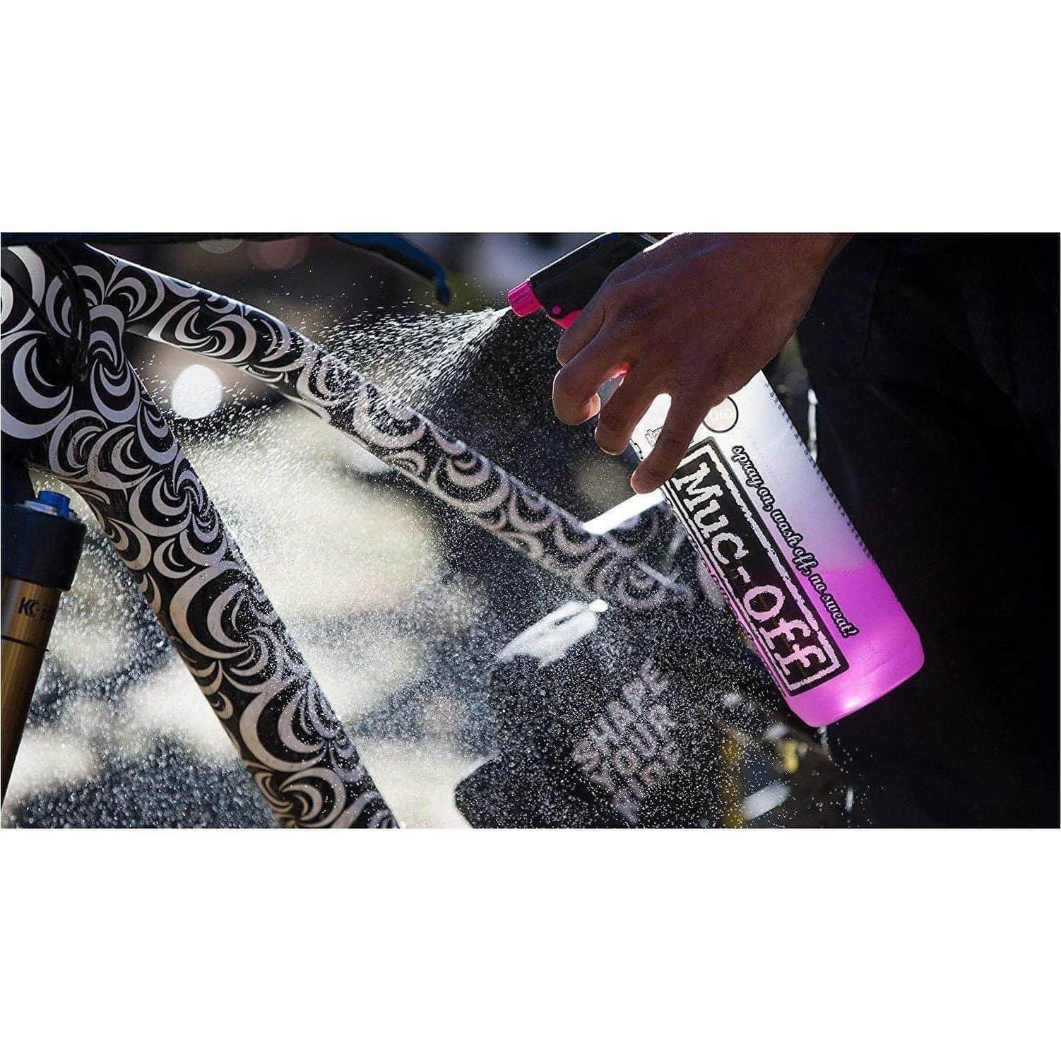 Muc-Off Nano Tech Bike Cleaner Concentrate 1L 5037835347005 - Start Fitness