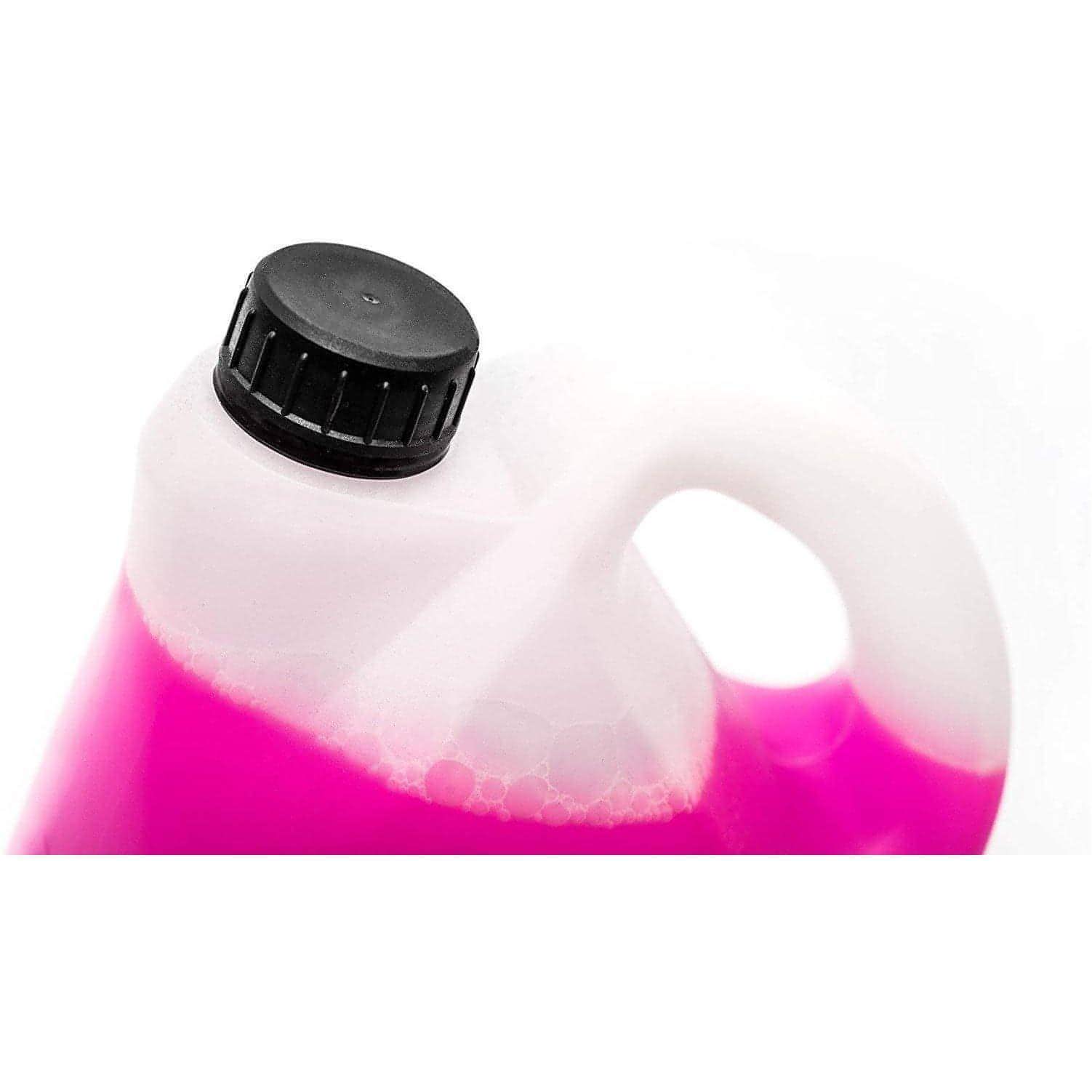 Muc-Off Nano Tech Bike Cleaner Concentrate 5L 5037835348002 - Start Fitness